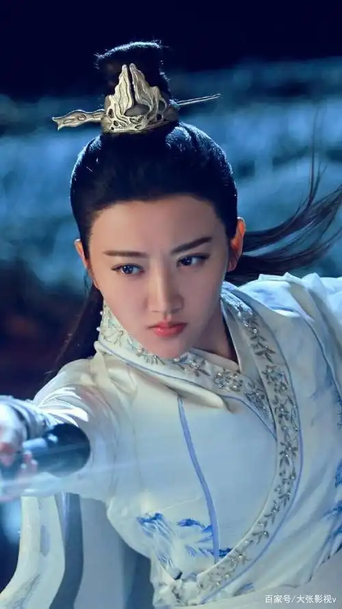 景甜主演的电视剧《火王之破晓之战》饰演千睸/司徒奉剑.图14