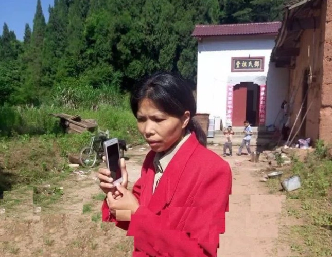 原创人大高材生伍继红毕业后却嫁给光棍靠领低保为生原因令人深思