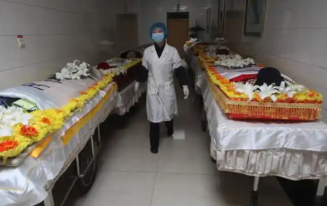 殡仪馆或者医院为何要对逝者进行堵肛门的操作?