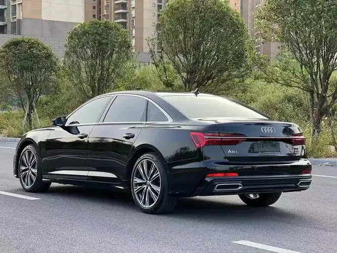 2020月奥迪a6l,55tfsi quattro尊享动感型,3.