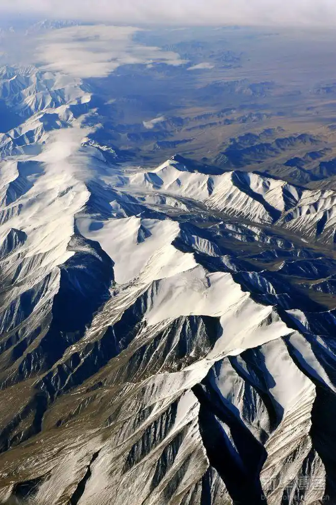 高清大图:万米高空鸟瞰青藏高原_图片频道_新华网