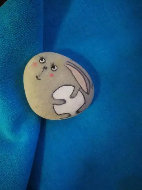 多年的夜涂鸦,爱上了石头画.