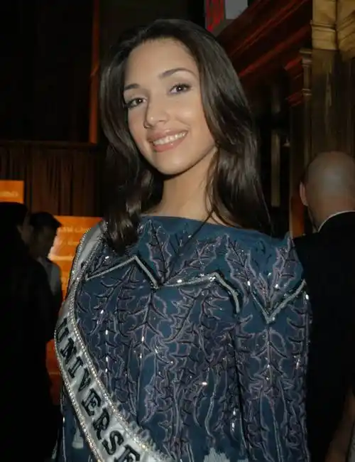 女神评选霍福德妻子vsnba主持人勇士记者vs吹羊女友