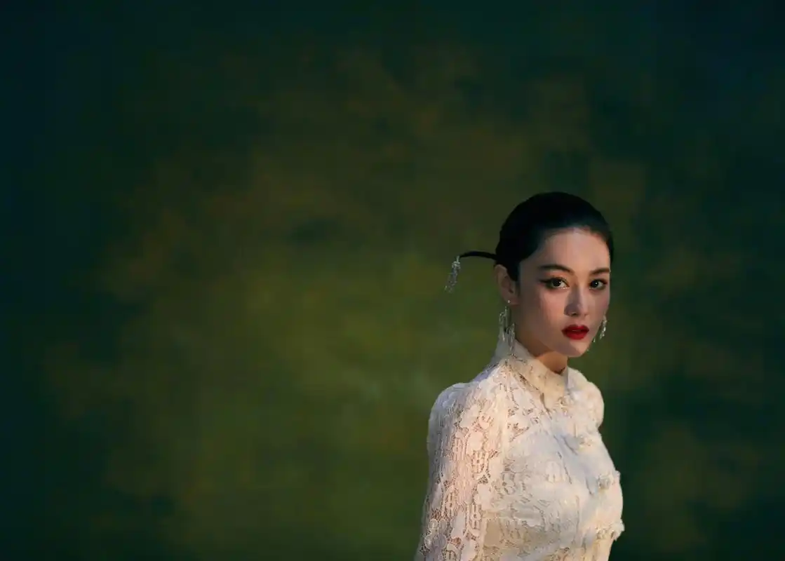 张馨予最新美图#明星生图大赏