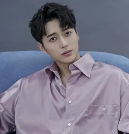 还是北电研究生毕业,参加过快男|韩承羽|应昊茗|韩栋|朴海镇_网易订阅