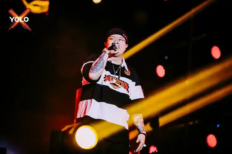 功夫胖在朋友圈分享古惑仔台词我大哥是耶稣