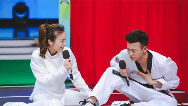 张一山和吴昕两人唱歌简直有毒,史上最搞笑组合开口就笑翻全场!