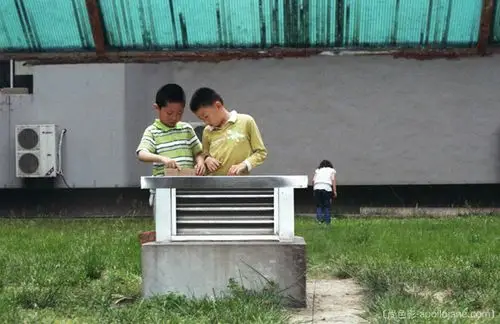 我,用猥琐的手 调戏那些还没长出翅膀的小鸡鸡……( 12张 )