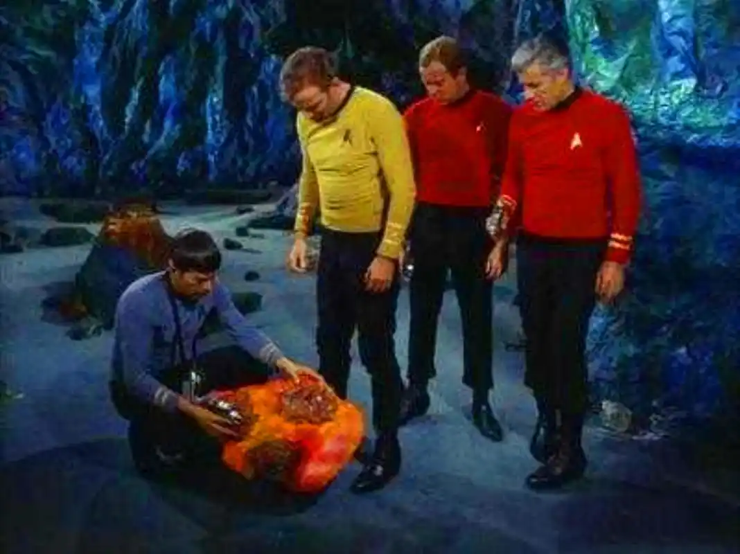 科幻脑洞:外星人吃饭吗,会吃什么呢?