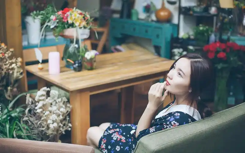 唯美,安静,小清新,花的姿态,森林系女孩,住在春天暴走熊archer壁纸