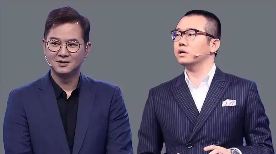 情感主持赵川:3段婚姻,一婚记者,二婚画家,三婚小16岁的空姐_工作