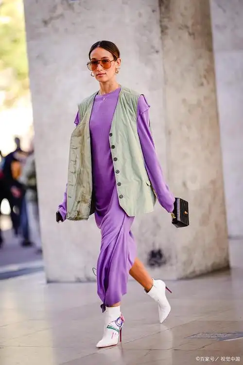 紫色搭什么颜色好看