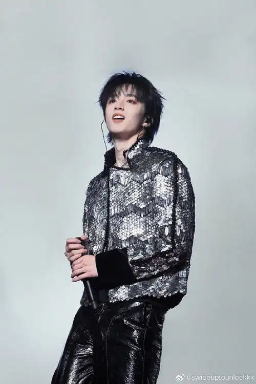 刘耀文叁重楼暨出道四周年演唱会##刘耀文 天才主舞