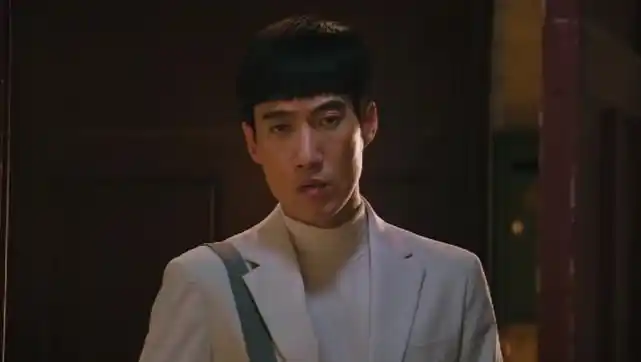 2天破3亿!《温暖的抱抱》票房高但口碑低,三大槽点是主要原因