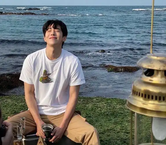 其实我觉得汪顺有张照片跟南柱赫神似哈哈哈哈哈哈哈哈哈哈哈哈哈哈