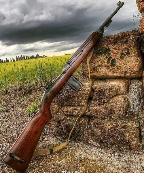 原创深受美军士兵欢迎的m1卡宾枪它真的打不穿棉衣它是用来自卫的