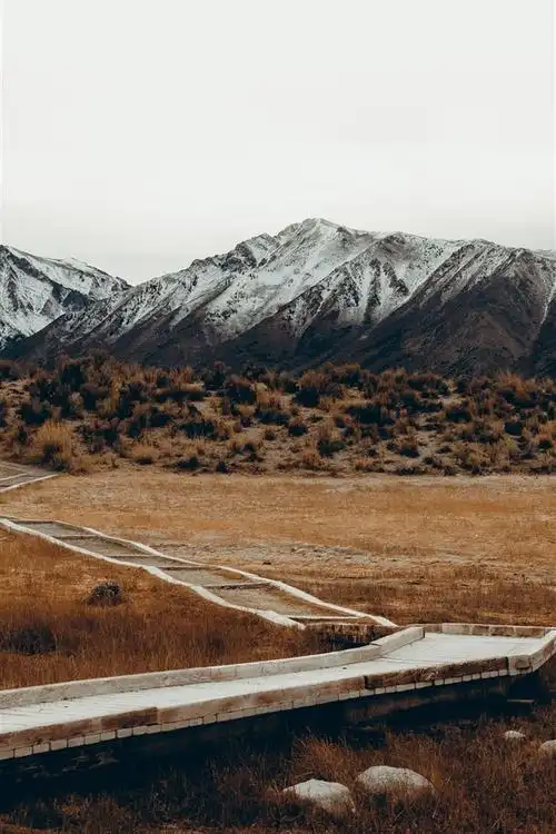 壁纸 山,草,路径,秋天 3840x2160 uhd 4k 高清壁纸, 图片, 照片