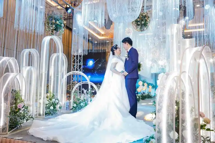 吴俊杰,蔡金秋2018年10月结婚典礼现场海安顾开摄影摄赠