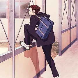 回头gif背包gif说话gif