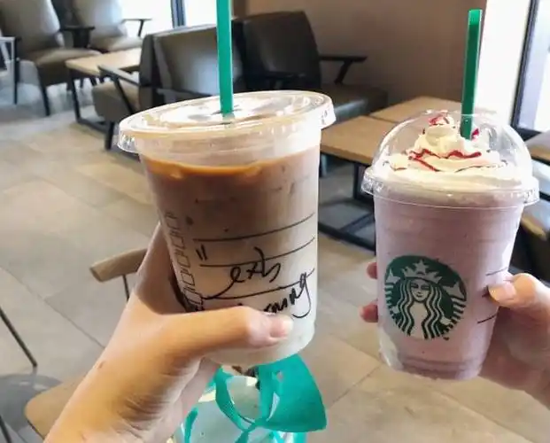 一名22岁青岛女子坚持每天喝2杯奶茶半年后她得到了什么