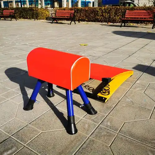 儿童可调节跳马幼儿园鞍马可拆卸跳箱山羊跳体操训练器材弹簧跳板