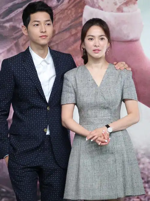 玄彬孙艺珍夫妇未看房忙育儿享受家庭时光