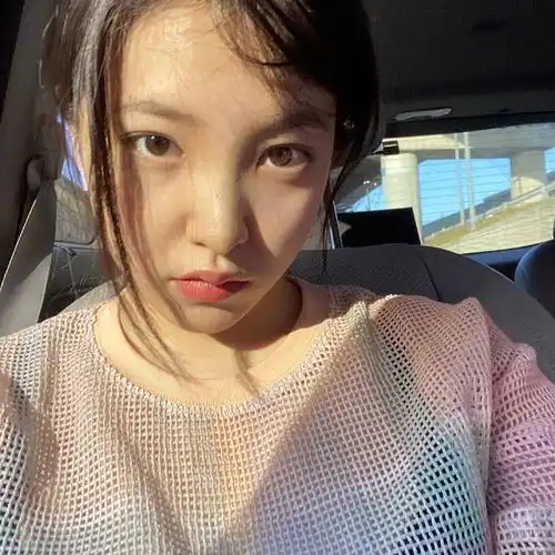 分享 七月 演员yeri