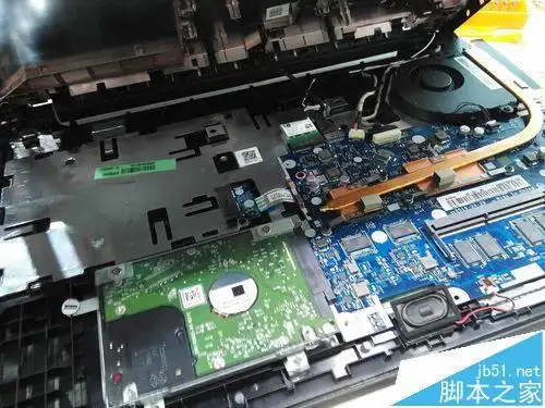 联想天逸310笔记本怎么拆机更换内存?