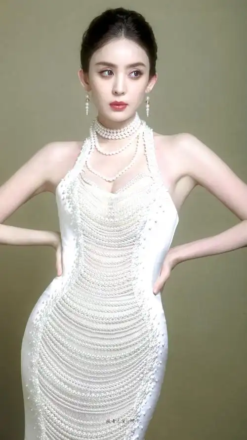 娜扎挂脖珍珠裙##娜扎请和我结婚
