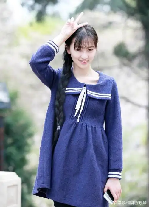 黄灿灿,一个从网红蜕变为演员的女孩!