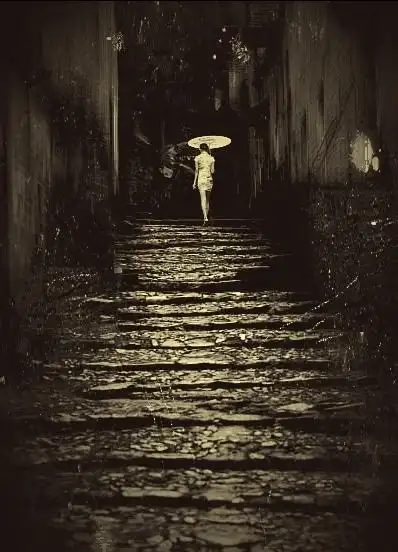 黑白记忆中的雨巷