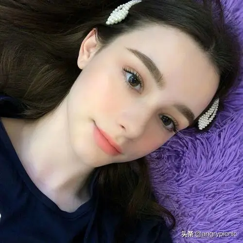 珂兰葵尔瑞(珂兰葵尔瑞素颜)