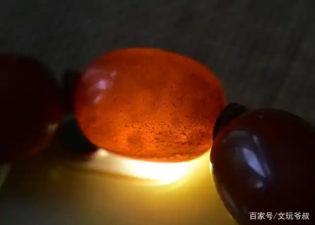 涨知识!老蜜蜡竟然还有这么多种类区分!