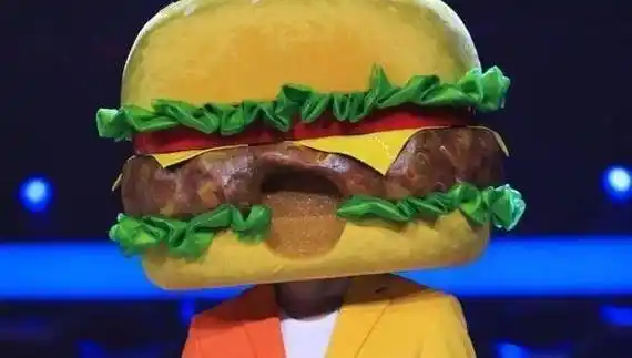 蒙面唱将3汗宝宝一开口就被猜出身份,他最没必要戴面具_时候_声音