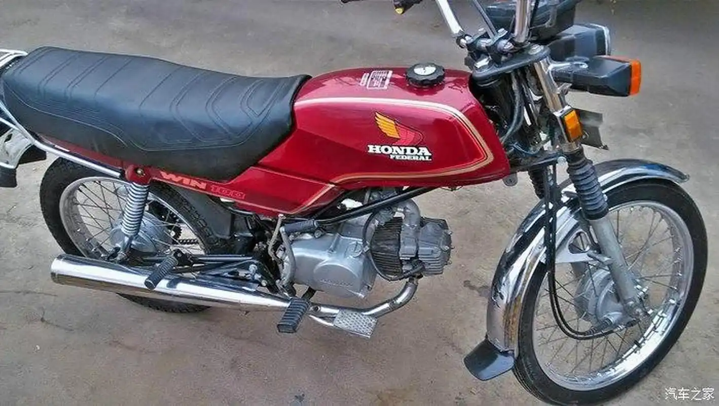 本田win100摩托车,又称小飞鹰或鹰仔,常见的有日本版和印尼版,除了