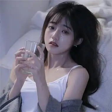 女生伤感流泪头像真人伤心女头像可怜图片