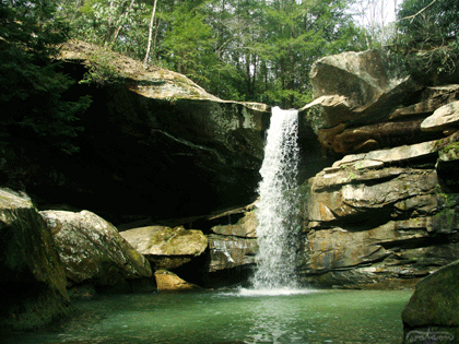 瀑布湖假山风景gif动图_动态图_表情包下载_soogif