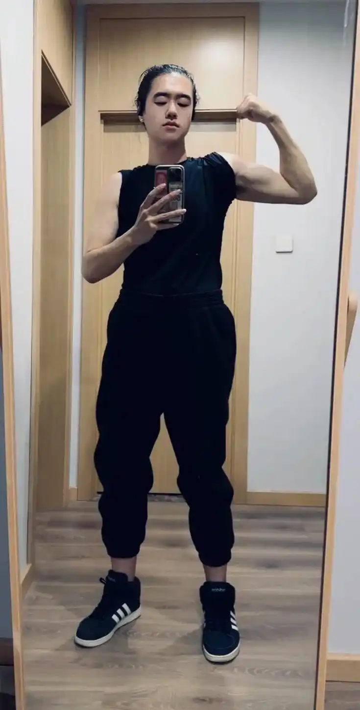 三个月健身成果🥳没有天分但还算努力.