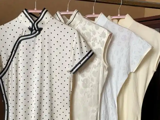 米白色的旗袍真的太美了!