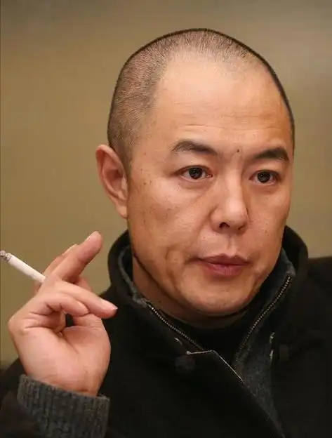 这五位移居国外的明星,终为自己的"轻率"