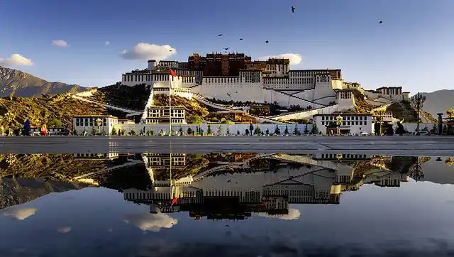 布达拉宫的雪域之旅