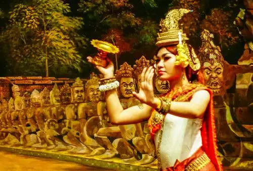 柬埔寨(八)人妖歌舞表演