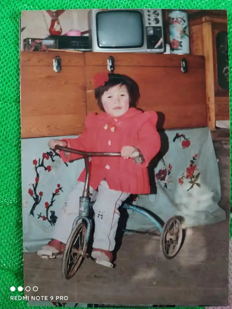 回娘家看到的老照片#八零后小时候的照片  - 抖音