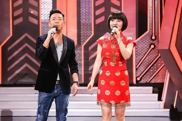 韩红,胡晓晴,光头李进等,都是孙浩班上的同班同学.