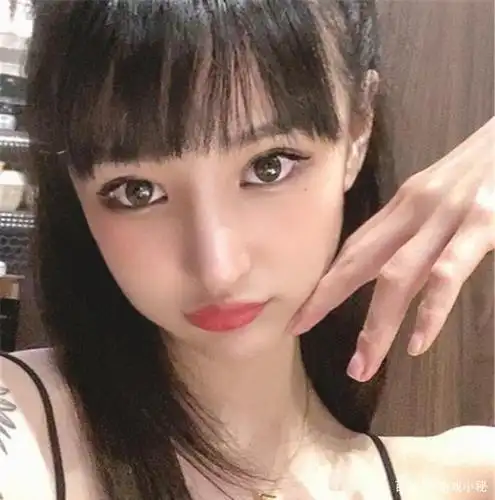 uzi终于实现了一个小小的梦想,女友晒出照片,粉丝却忍不住担忧