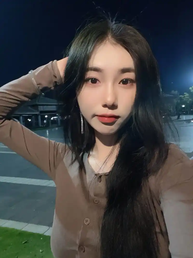 185大帅哥 #分享照片 #白羊座 #帅哥日常 - 抖音