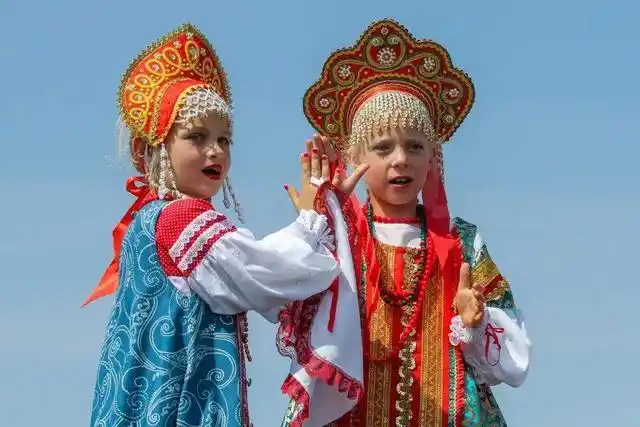 做出巨大贡献,现祖国为中国|俄国|金树仁|俄罗斯|俄罗斯族_网易订阅