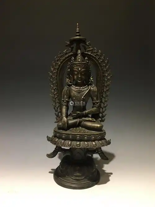 元代铜镶银无量寿佛