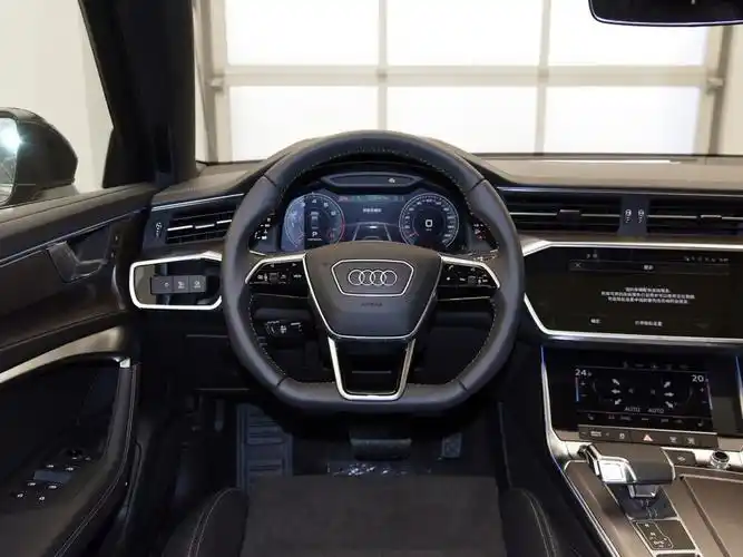 一汽-大众奥迪 奥迪a6l 2021款 55 tfsi quattro 旗舰动感型