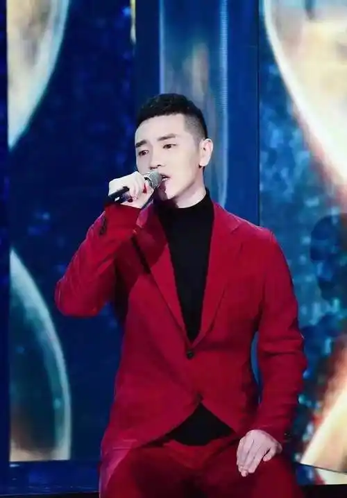 2021春晚最火原创歌手王琪